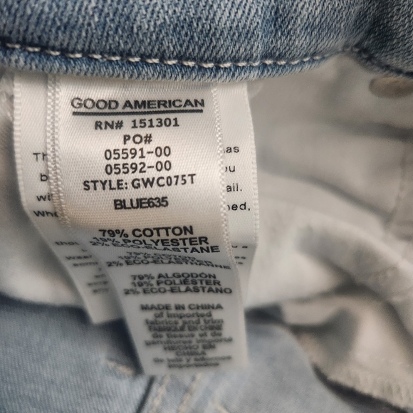 GOOD AMERICAN Good Waist Crop Light Blue Inseam Jeans Sz 8/29. New Witho… - Picture 5 of 9